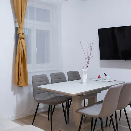 Minimalist In Wenceslas Square Apartman Prága