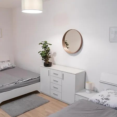 Apartment Minimalist In Wenceslas Square Prague